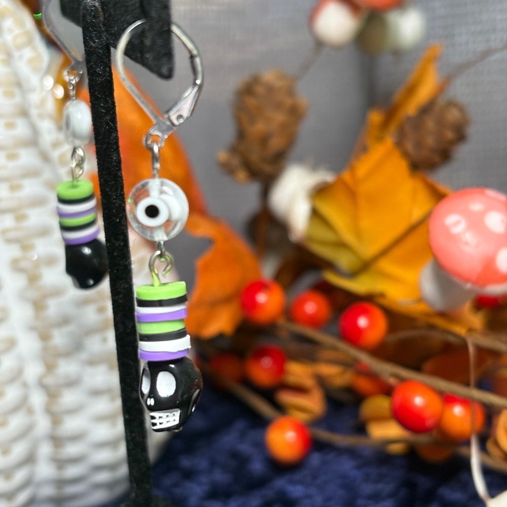 Creepy Cute Skull & Eyeball Earrings – Handmade Halloween Dangles – Spooky Color